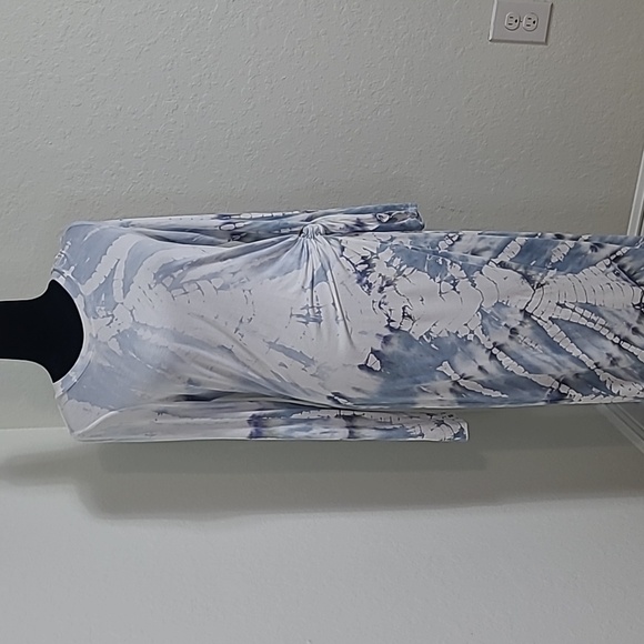 Young Fabulous & Broke Blue and White Yie Dye Dress Size Large - Picture 2 of 10